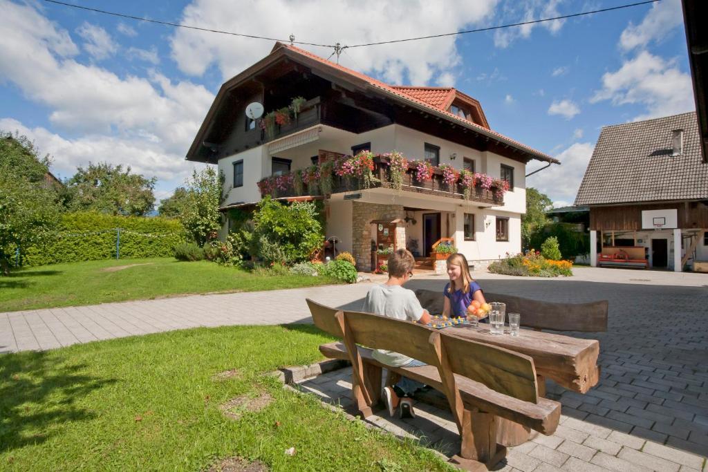 Ferienwohnung Sima Фельден-ам-Вёртер-Зе Экстерьер фото